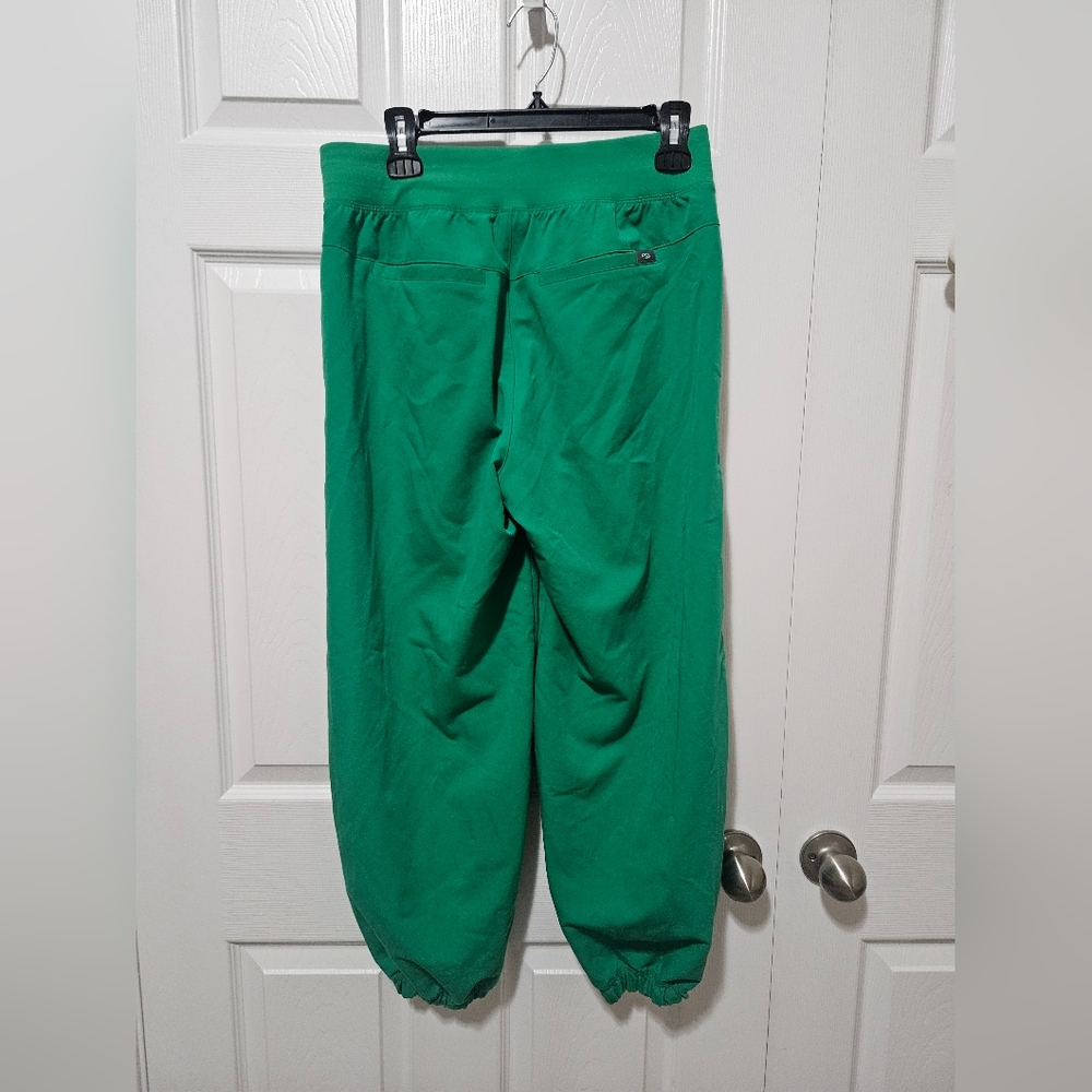Figs Evergreen High Waisted Rio Relaxed Jogger Medium Petite - Picture 3 of 3